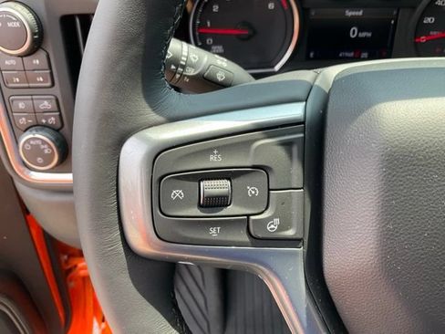 Used 2022 Chevrolet Silverado 1500 LT Trail Boss w/ LPO, Dark Essentials Package AWD/4WD image 11
