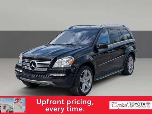 Used 2012 Mercedes-Benz GL 550 4MATIC image 4