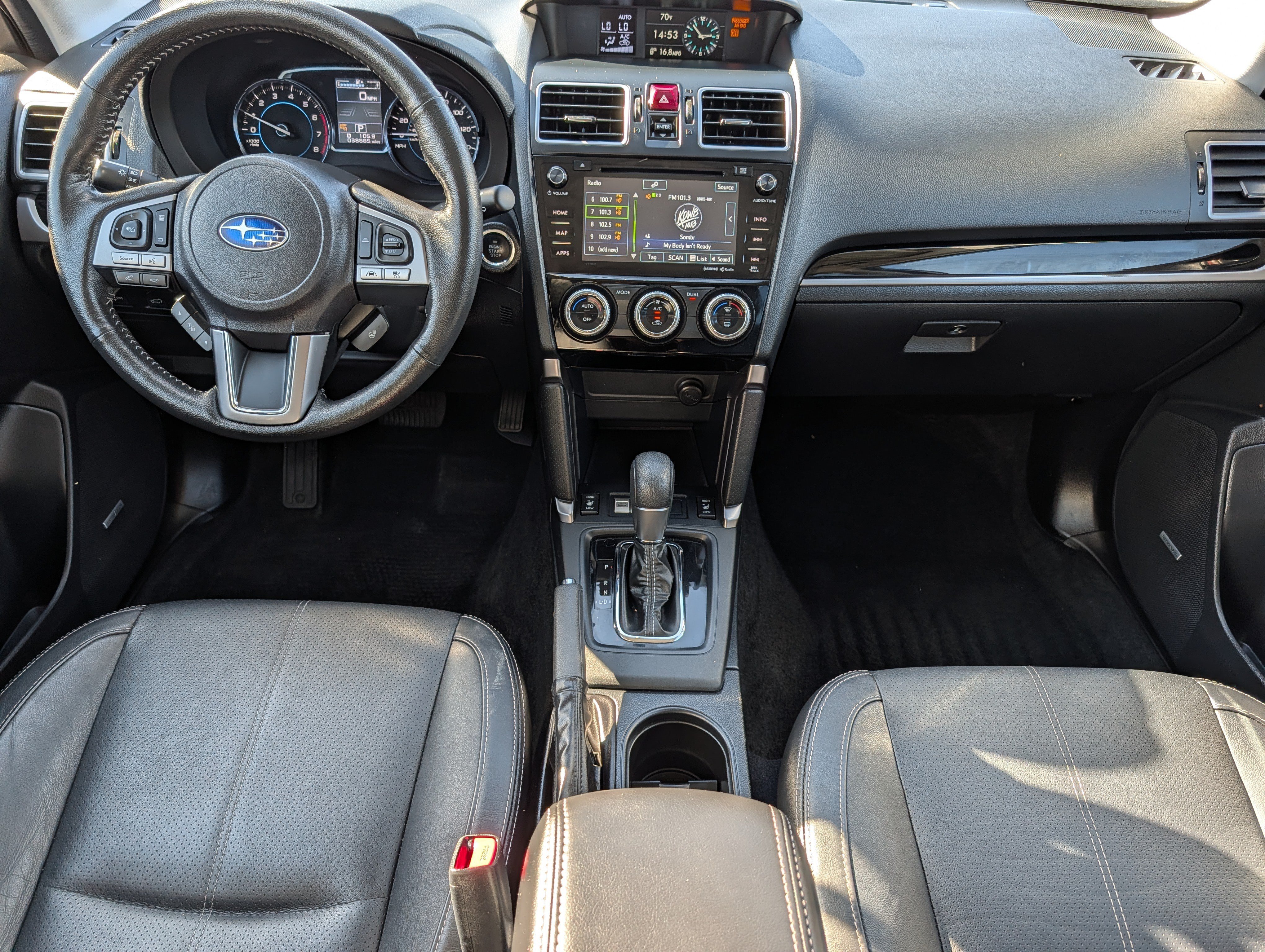 Used 2017 Subaru Forester 2.5i Touring AWD/4WD image 10