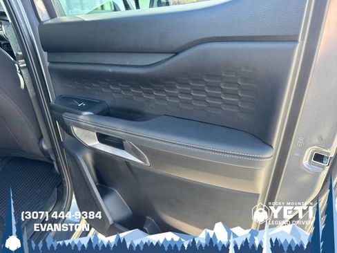 Used 2025 Ford Ranger XLT AWD/4WD image 17