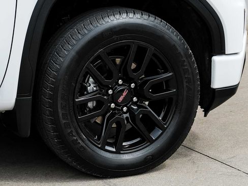 Used 2023 GMC Sierra 1500 Elevation image 60