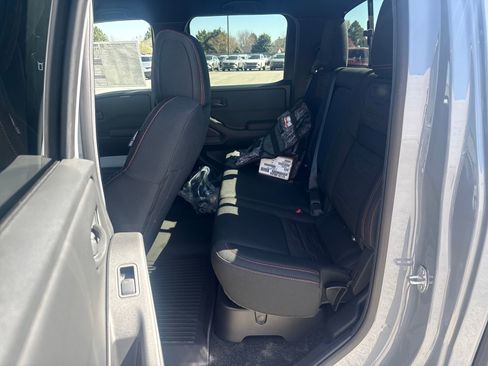 New 2026 Nissan Frontier PRO-4X w/ Pro-4x Convenience Package image 25