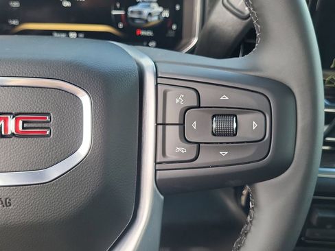 New 2026 GMC Sierra 1500 Elevation image 15