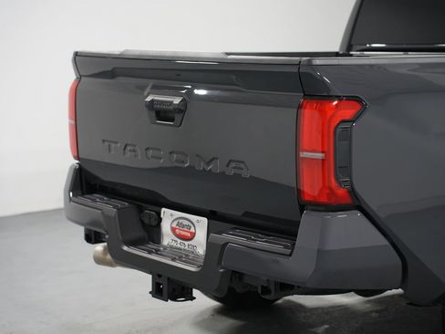 Certified 2025 Toyota Tacoma SR5 image 9