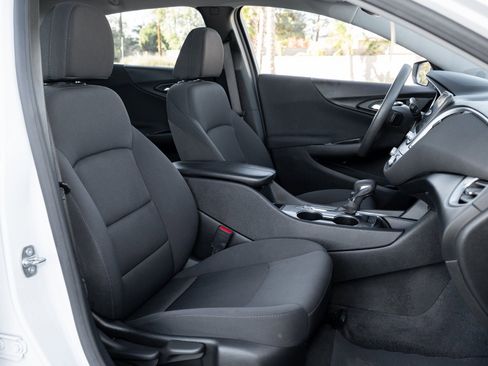 Used 2024 Chevrolet Malibu LT image 84