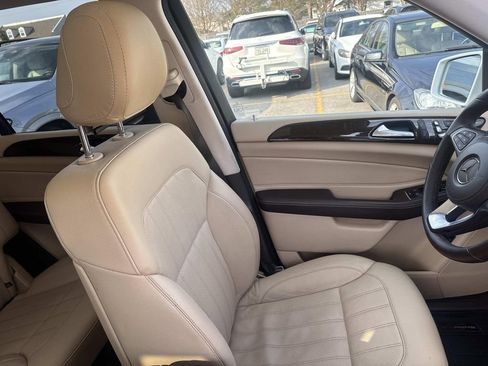 Used 2018 Mercedes-Benz GLS 450 4MATIC image 11