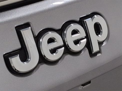 Certified 2021 Jeep Compass Latitude w/ Convenience Group image 12