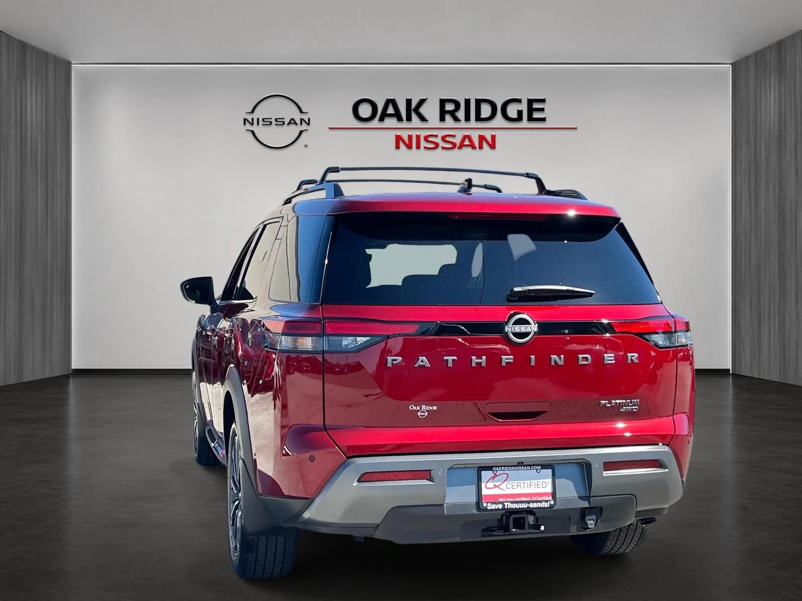 Used 2026 Nissan Pathfinder Platinum w/ Cargo Package AWD/4WD image 4