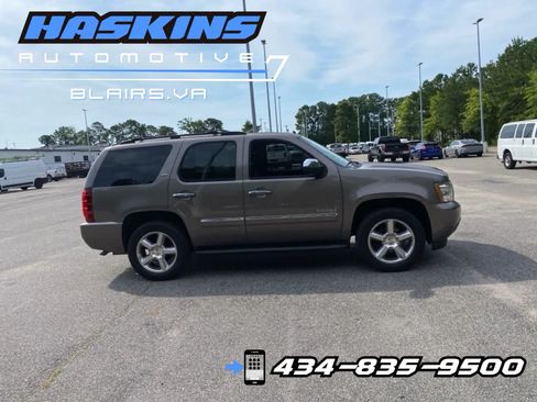 Used 2013 Chevrolet Tahoe LTZ AWD/4WD image 4