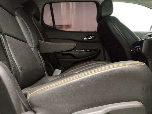 Used 2021 GMC Acadia AT4 w/ Preferred Package AWD/4WD image 19