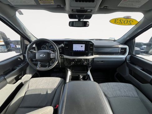 Certified 2023 Ford F250 XLT w/ Snow Plow Prep Package image 12