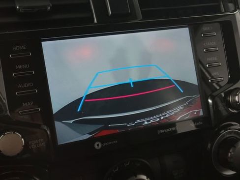 Used 2024 Toyota 4Runner TRD Off-Road Premium image 18