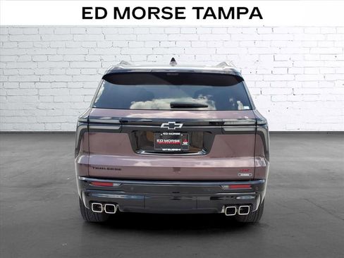 Used 2024 Chevrolet Traverse RS w/ LPO, Floor Liner Package FWD image 4