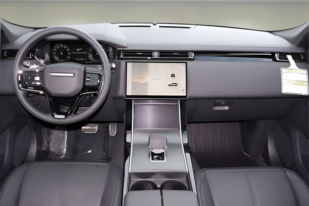 Used 2026 Land Rover Range Rover Velar Dynamic SE AWD/4WD image 13