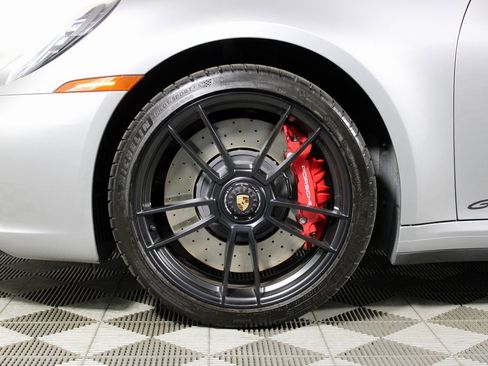 Used 2022 Porsche 911 Carrera 4 GTS image 37