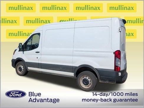 Used 2023 Ford Transit 250 Medium Roof image 3