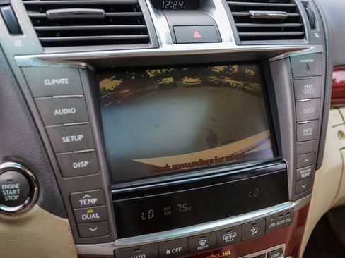 Used 2010 Lexus LS 460 RWD image 34
