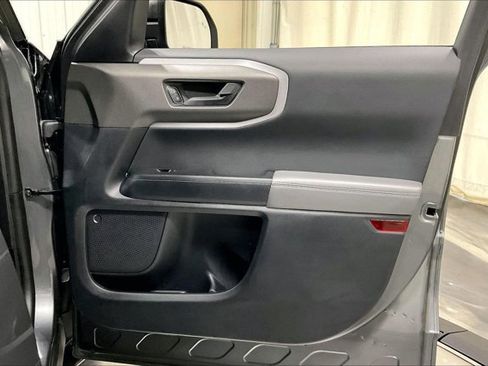 Used 2025 Ford Bronco Sport Badlands image 24