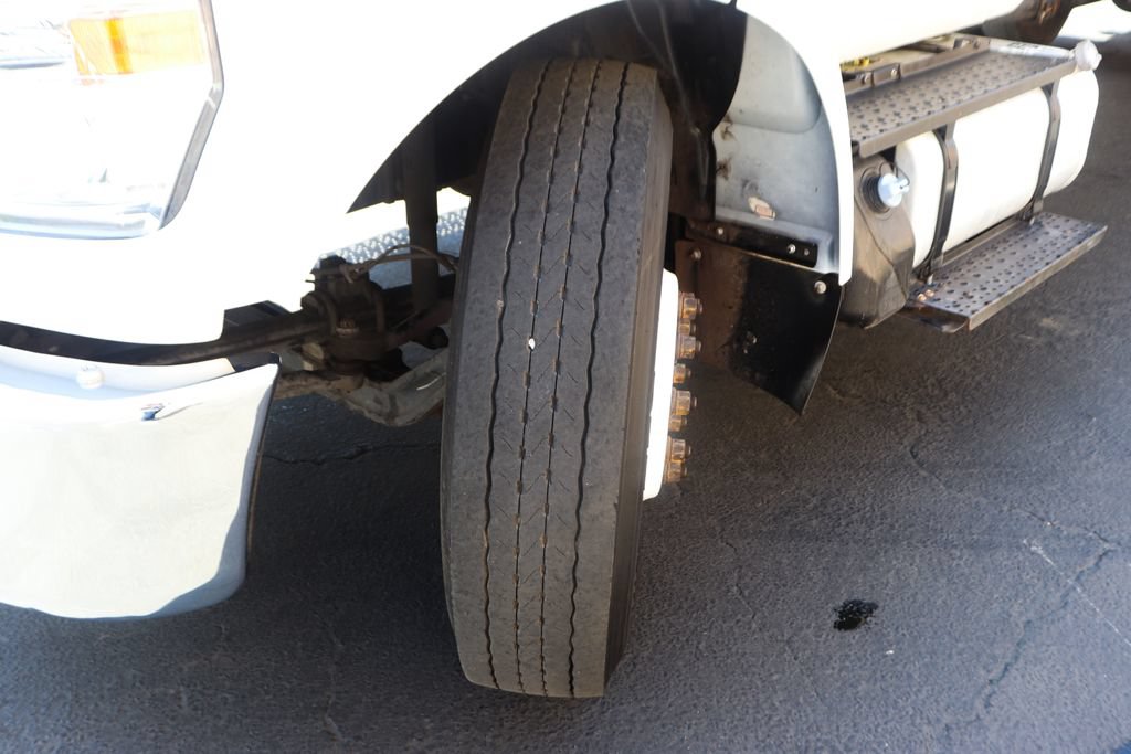 Used 2019 Ford F650 2WD Regular Cab Super Duty image 34