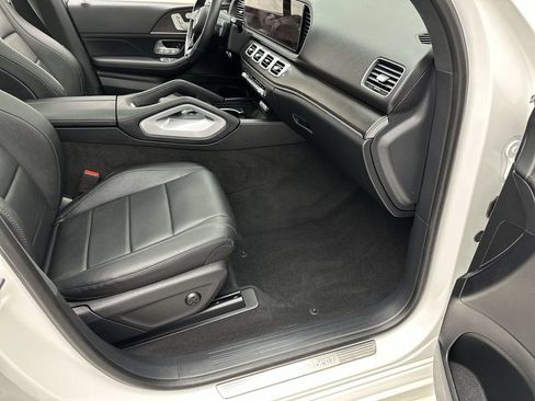 Used 2024 Mercedes-Benz GLE 450 4MATIC image 25
