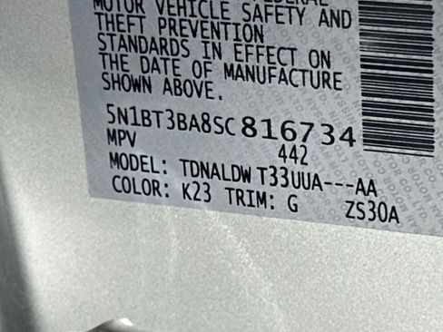 Used 2025 Nissan Rogue SV FWD image 31