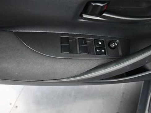 Used 2025 Toyota Corolla LE image 10