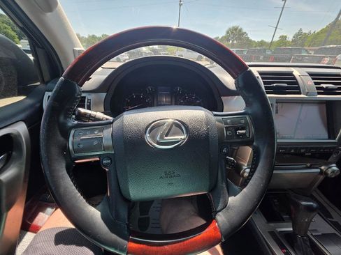 Used 2011 Lexus GX 460 Premium w/ Comfort Plus Pkg image 15