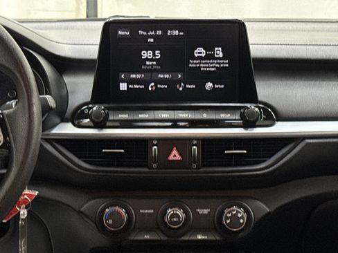Used 2023 Kia Forte LXS w/ LXS Technology Package FWD image 23