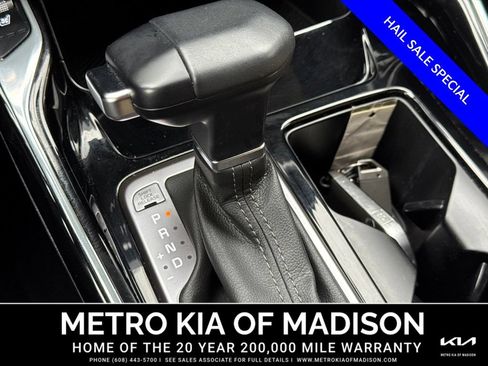 Used 2025 Kia Sorento SX Prestige w/ Olive Brown Leather Package AWD/4WD image 24