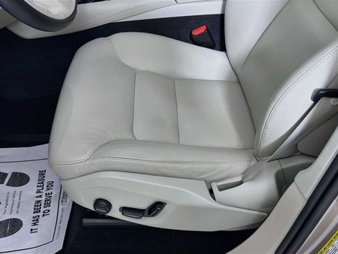 Certified 2024 Volvo XC90 B5 Plus AWD/4WD image 20