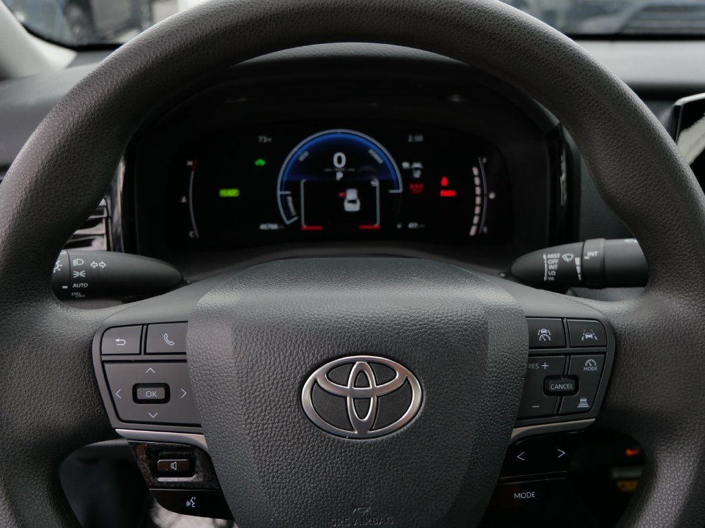 Certified 2025 Toyota Camry LE FWD image 25