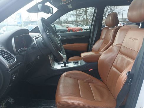 Used 2015 Jeep Grand Cherokee SRT w/ Luxury Group II image 15