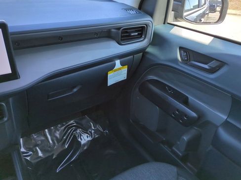 New 2026 Ford Maverick XLT image 17