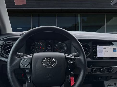 Used 2021 Toyota Tacoma SR w/ SR Convenience Package image 3