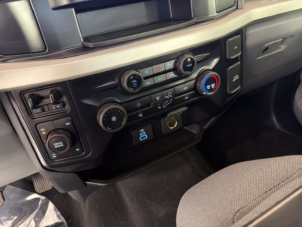 Used 2025 Ford F250 XL w/ STX Appearance Package AWD/4WD image 15