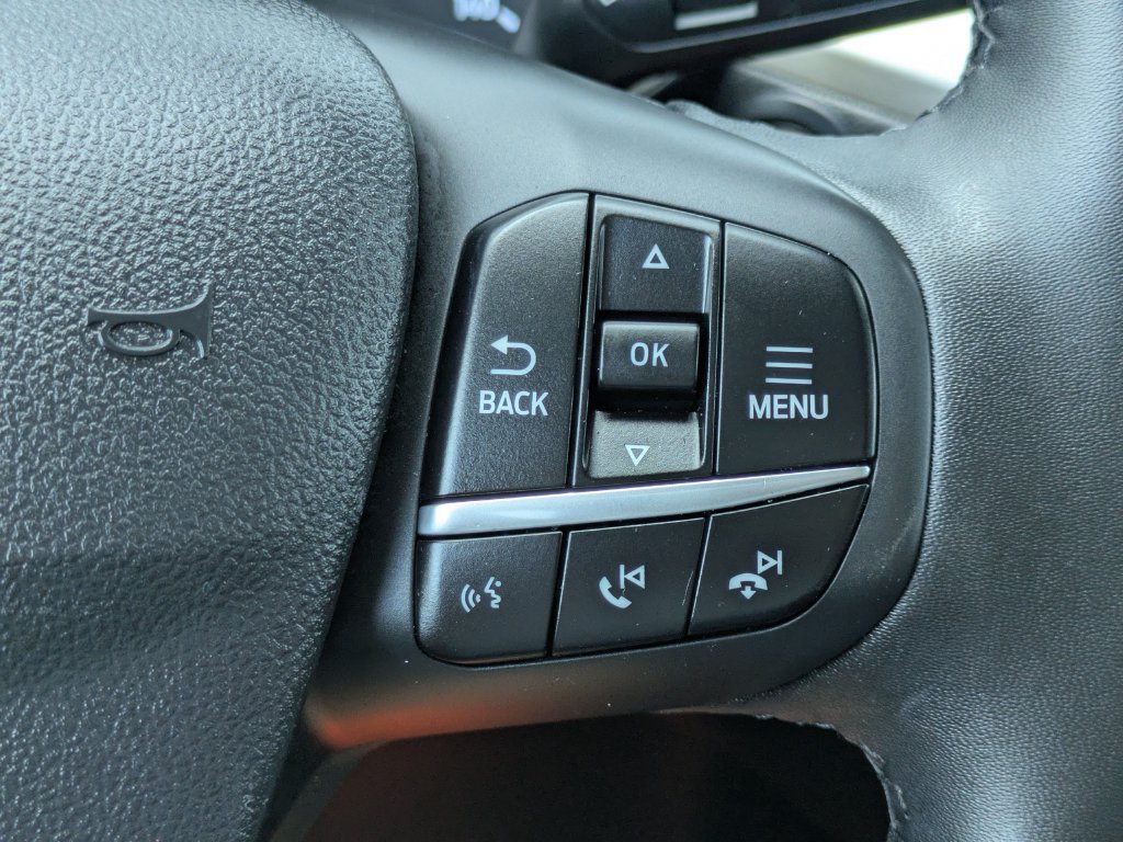 Certified 2022 Ford Escape SE w/ SE Sport Appearance Package FWD image 27
