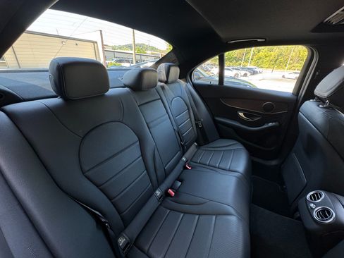 Used 2019 Mercedes-Benz C 300 4MATIC Sedan image 32