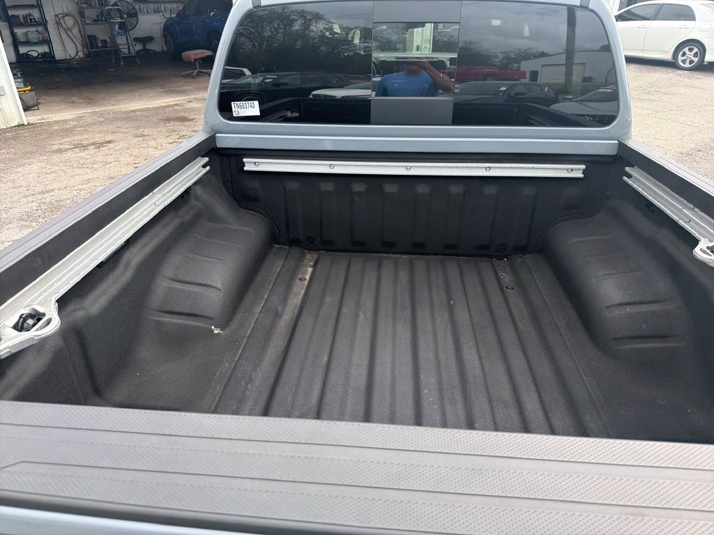 Used 2026 Nissan Frontier PRO-4X w/ Pro-4x Convenience Package AWD/4WD image 9