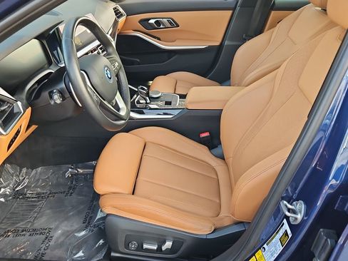 Used 2022 BMW 330e xDrive w/ Premium Package image 11