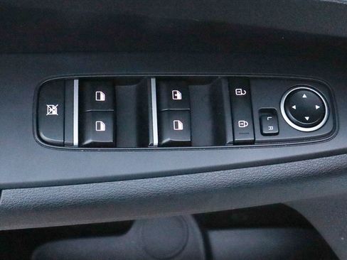 Used 2024 Kia Forte LXS image 14