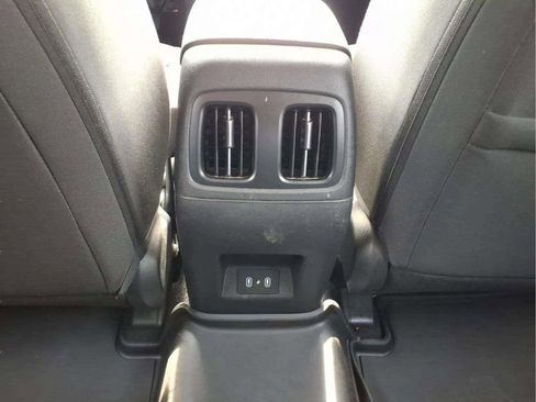 Used 2025 Hyundai Tucson SEL FWD image 14