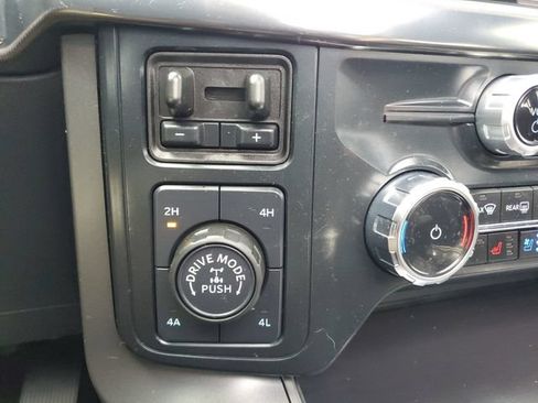 Used 2024 Ford F150 Lariat AWD/4WD image 20