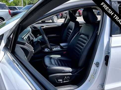 Used 2020 Ford Fusion SEL FWD image 20