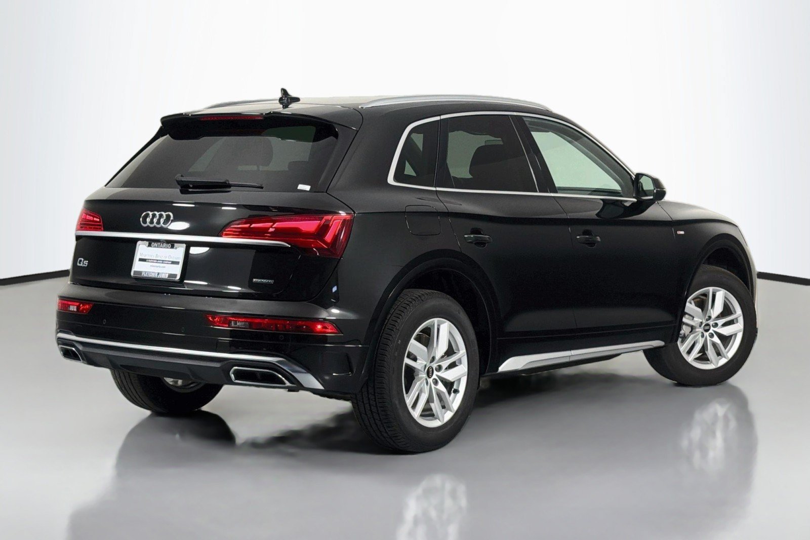 Used 2022 Audi Q5 2.0T Premium w/ Convenience Package AWD/4WD image 12