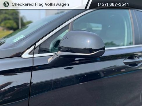 Used 2023 Hyundai Santa Fe SE AWD/4WD image 2