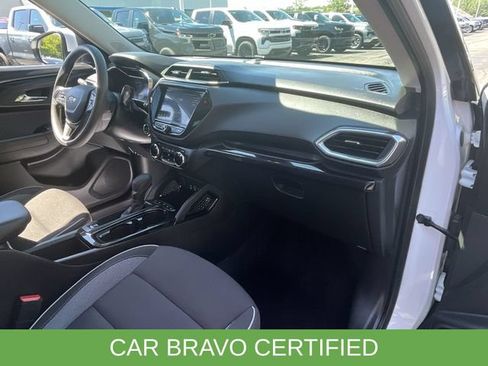 Certified 2023 Chevrolet TrailBlazer LT w/ Convenience Package FWD image 27