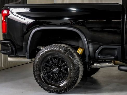 Used 2024 Chevrolet Silverado 2500 ZR2 AWD/4WD image 6