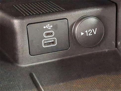 Used 2025 Ford Escape Active image 21