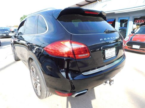 Used 2014 Porsche Cayenne image 5