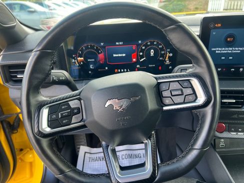 Used 2024 Ford Mustang Convertible image 15